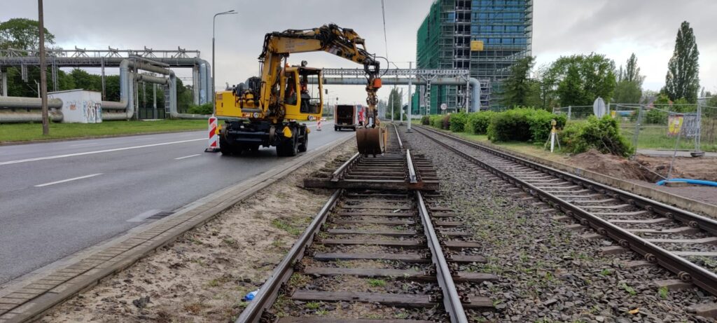 Wymiana nawierzchni torów tramwajowych przy ul. Marynarki Polskiej - Gdańsk